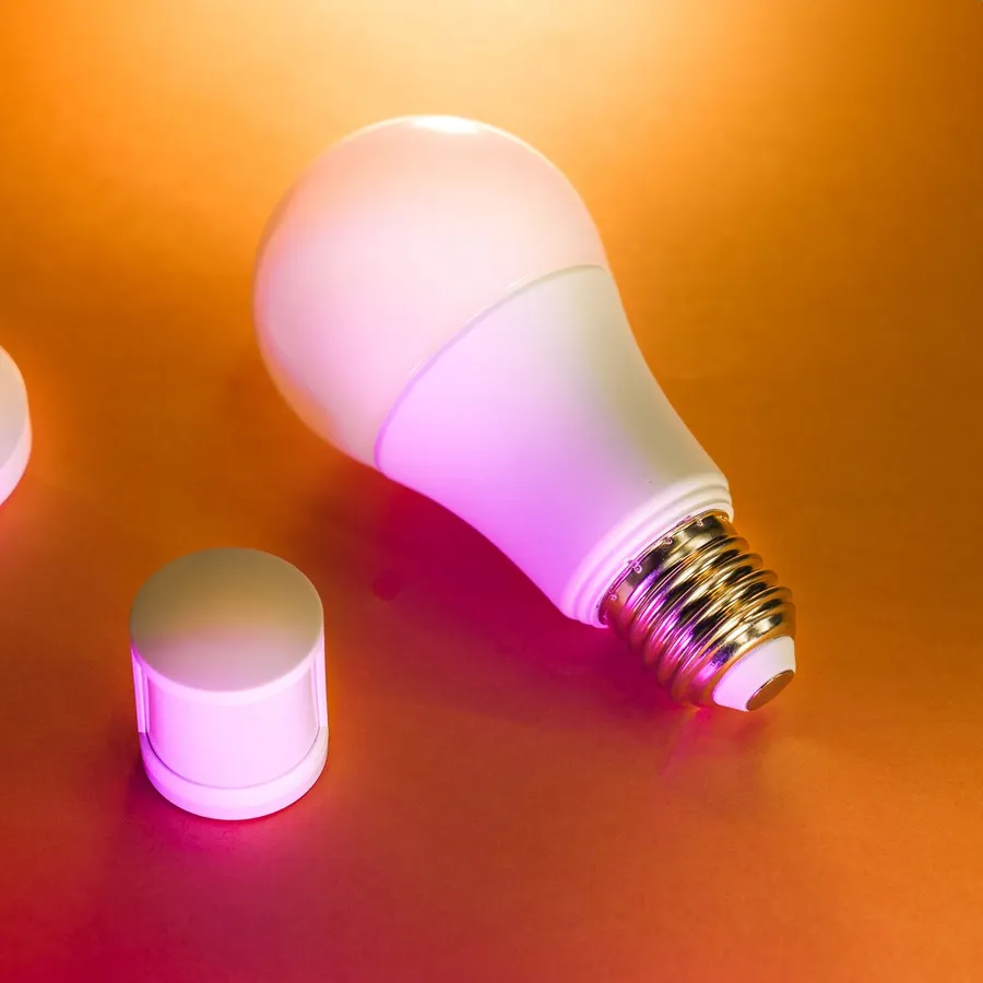Foco LED inteligente con Wi-Fi